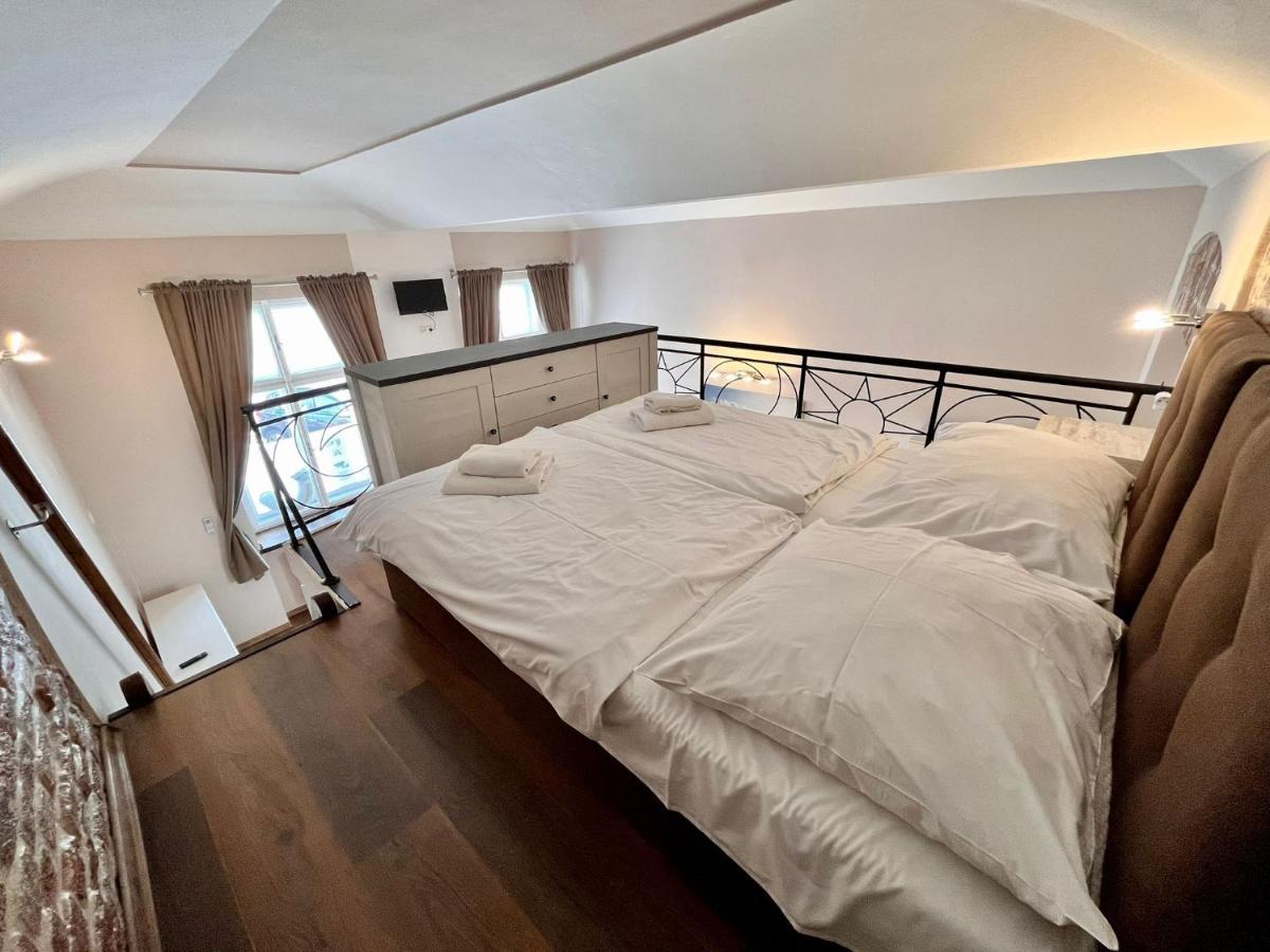 Casa Italia Prague Aparthotel Buitenkant foto