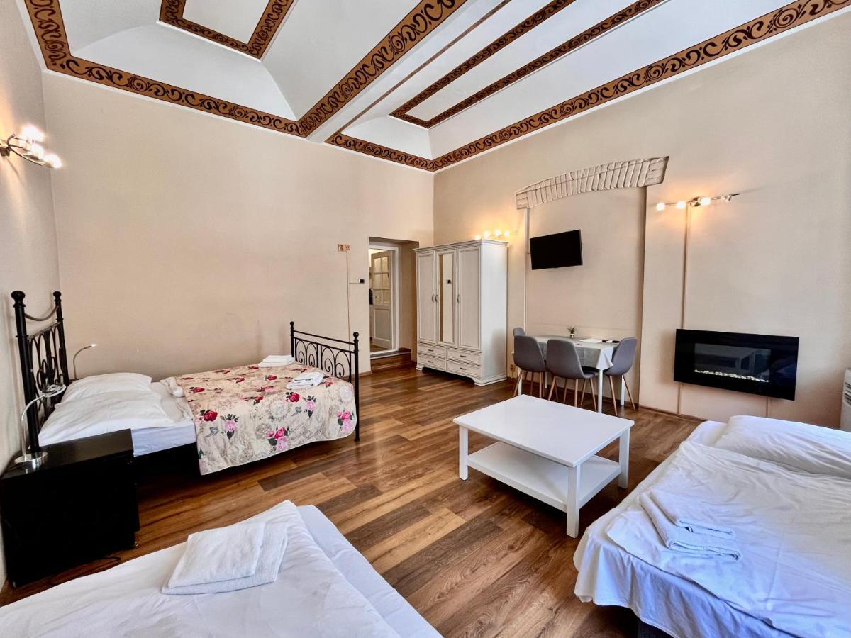 Casa Italia Prague Aparthotel Buitenkant foto